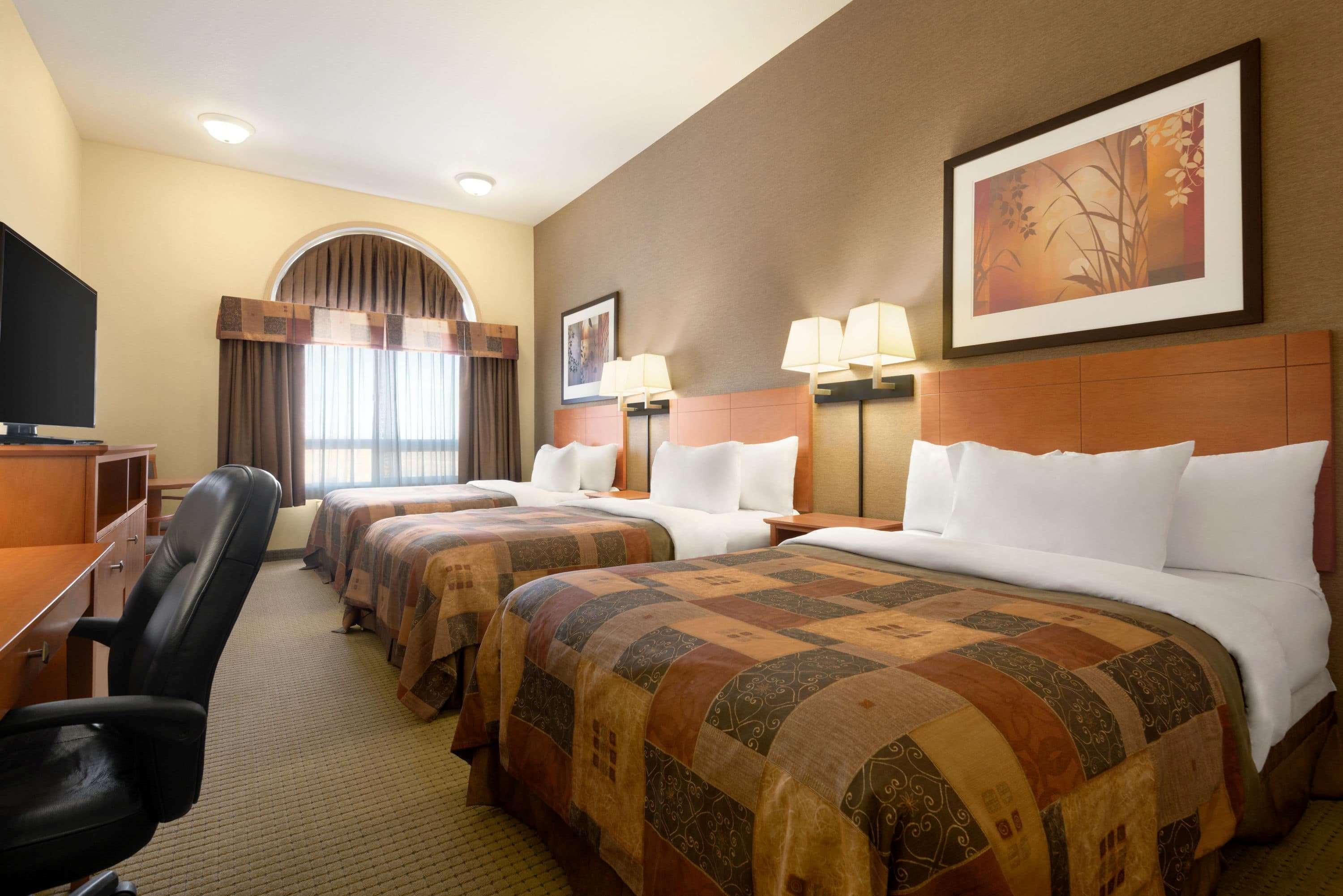 รามาดา บาย วินด์แฮม เดรย์ตัน แวลเลย์ Hotel Drayton Valley ภายนอก รูปภาพ